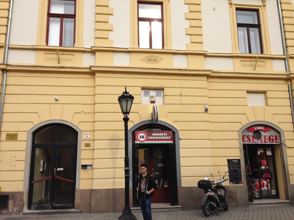 Szechenyi Apartman Eger Exterior photo